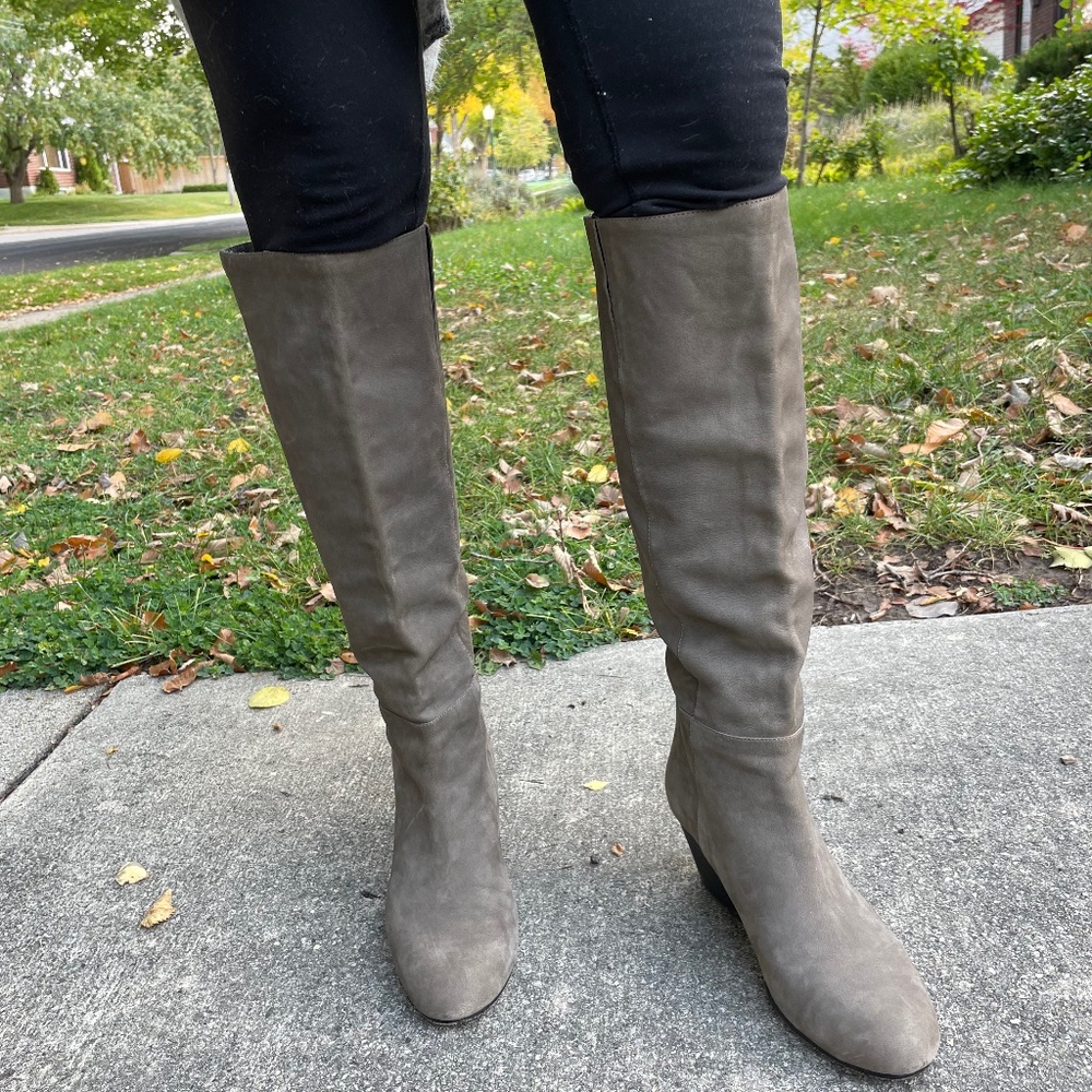 Eileen Fisher size 8 knee high suede boots